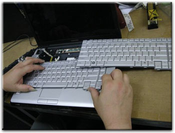 Ремонт клавиатуры ноутбука в Екатеринбурге